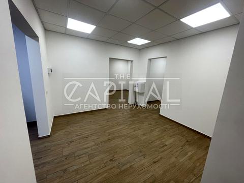 коммерческая по адресу Балтийский пер., 3