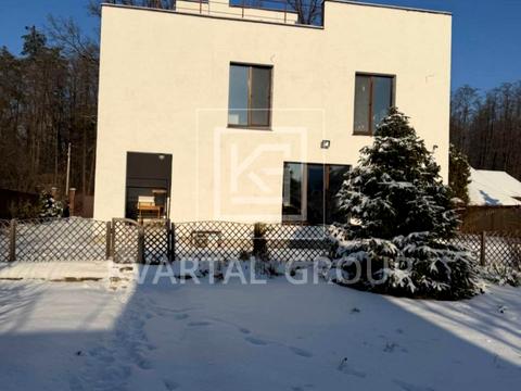 будинок за адресою Київська