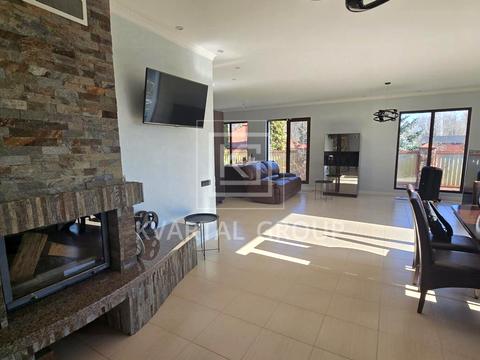 будинок за адресою Київська