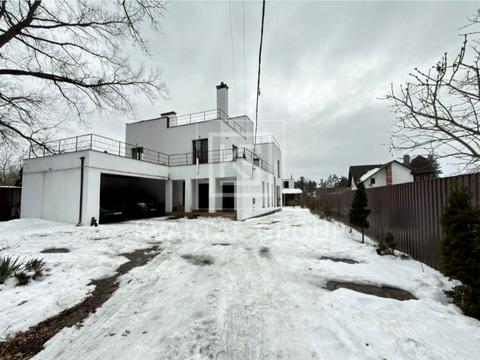 будинок за адресою Київська