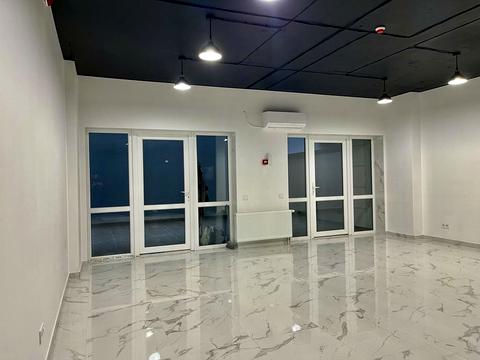 комерційна за адресою Михайла Максимовича вул. (Онуфрія Трутенка), 24-В