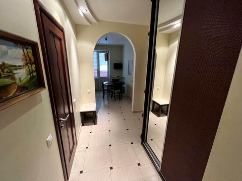 квартира по адресу Салютная ул., 1-Б