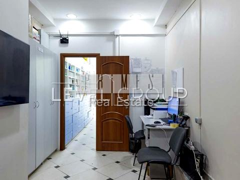 комерційна за адресою Київ, Антоновича вул. (Горького), 93