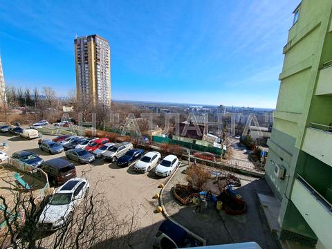 квартира за адресою Науки просп., 80-А/73