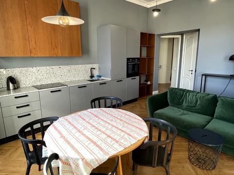 квартира за адресою Костельна вул., 5