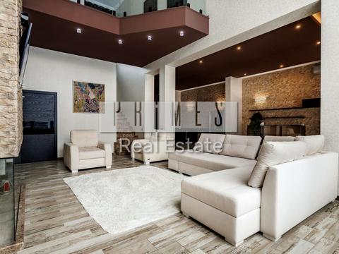 будинок за адресою Сонячна вул.