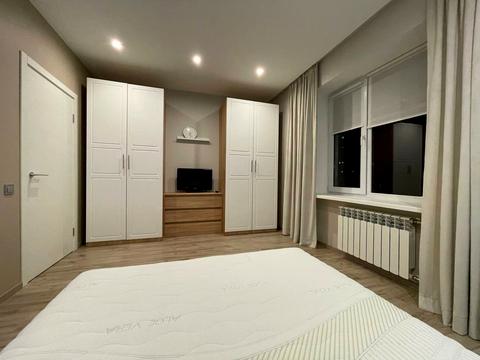 квартира за адресою Київ, Генерала Алмазова вул. (Кутузова), 14