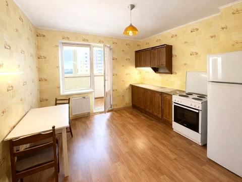 квартира за адресою Кургузова вул., 1а к1