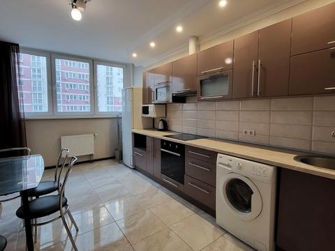 квартира за адресою Драгоманова вул., 2-А