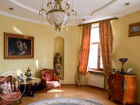 квартира за адресою Андрія Мельника вул. (), 5