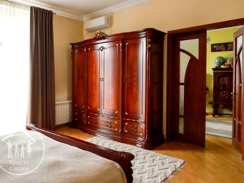 квартира за адресою Андрія Мельника вул. (), 5