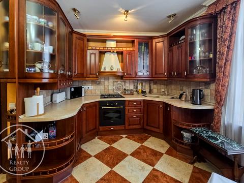 квартира за адресою Андрія Мельника вул. (), 5