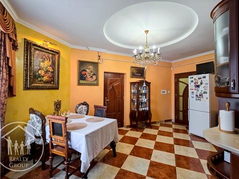 квартира за адресою Андрія Мельника вул. (), 5