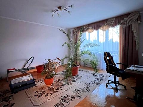 дом по адресу Василя Стуса ул.