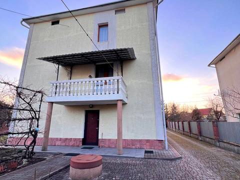 дом по адресу Василя Стуса ул.