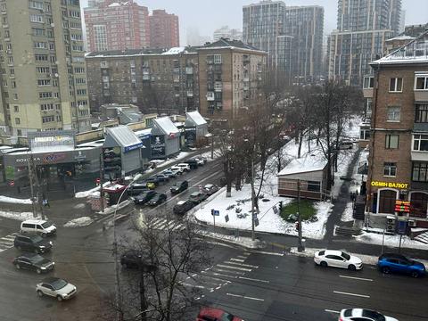 комерційна за адресою Антон, 172