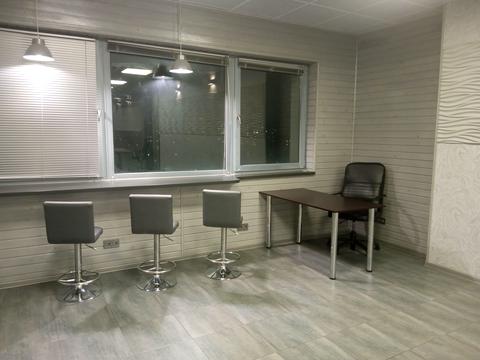 комерційна за адресою Світлицького вул., (Будинок)