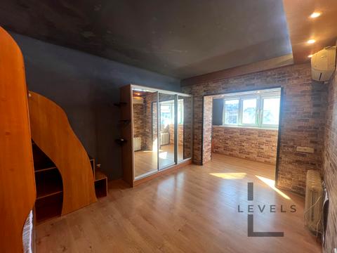 квартира за адресою Будівельників вул., 27