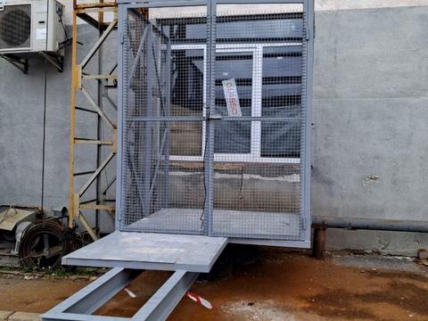 комерційна за адресою Ушинського вул., 40