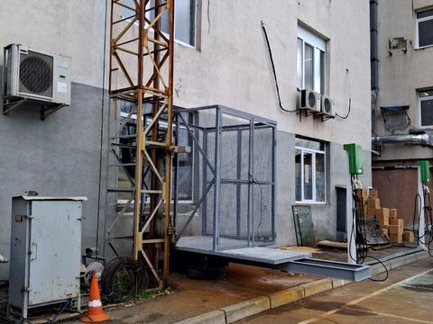 комерційна за адресою Ушинського вул., 40