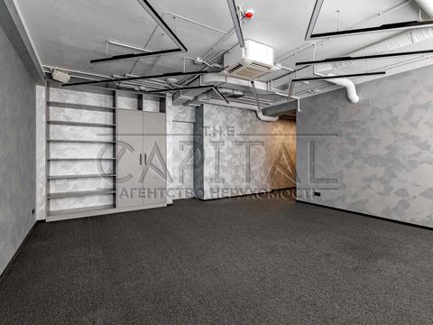 коммерческая по адресу Златоустовская ул., 3