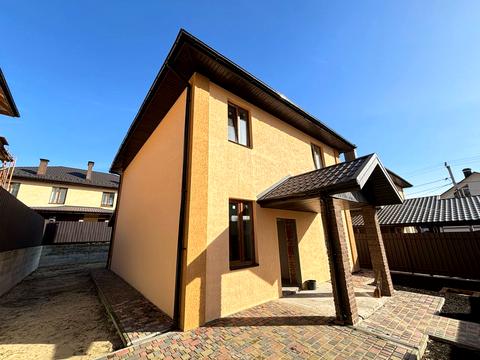 дом по адресу Защитников ул.