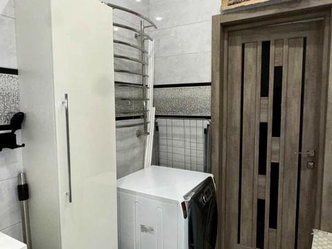 квартира за адресою Панаса Мирного вул., (Будинок 1)