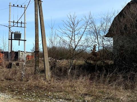 участок по адресу Чорновола