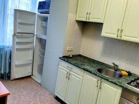 квартира за адресою Дніпровська набережна вул., 11-А