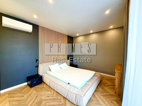 квартира за адресою Абрикосова вул., 4