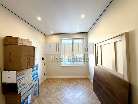 квартира за адресою Абрикосова вул., 4