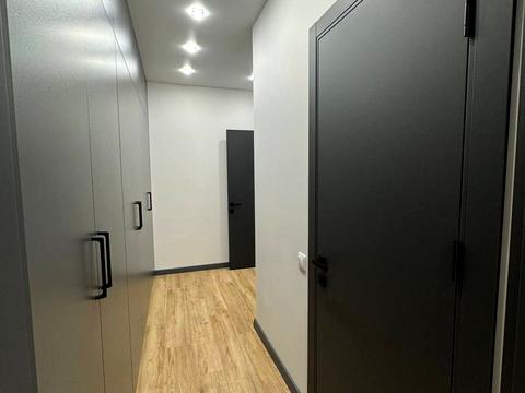 комерційна за адресою Івана Франка вул., 40 к1