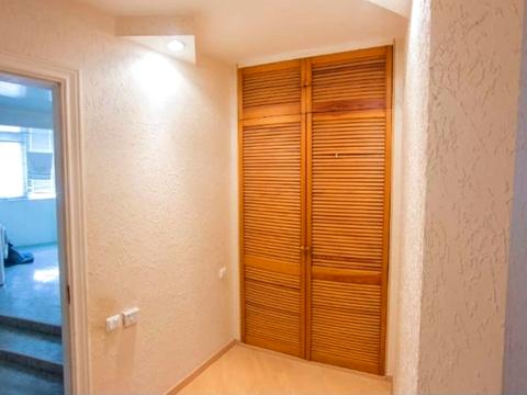 квартира за адресою Захисників України вул. (1-го Травня), 8а