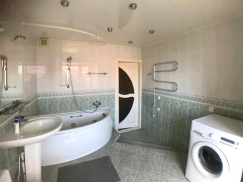 квартира за адресою Захисників України вул. (1-го Травня), 8а