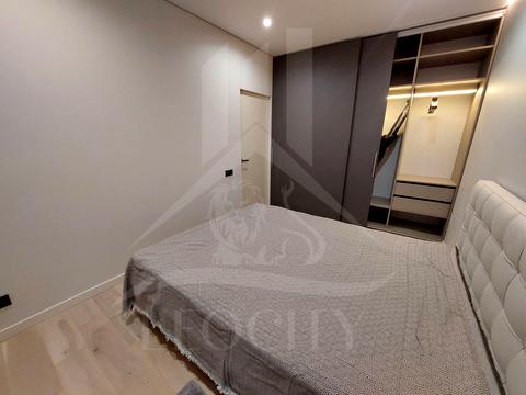 квартира по адресу Героев Майдана ул., 1