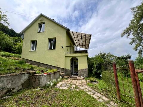 будинок за адресою Дачна