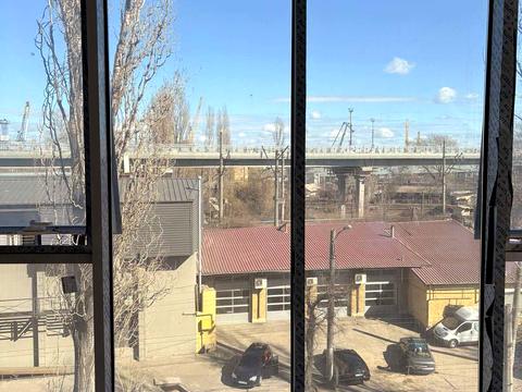 комерційна за адресою Приморська вул., 47