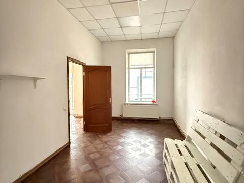 комерційна за адресою В'ячеслава Чорновола вул., 41