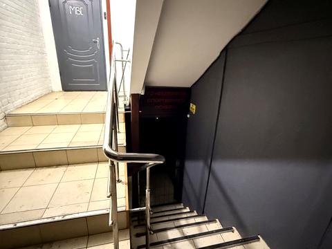 комерційна за адресою В'ячеслава Чорновола вул., 41