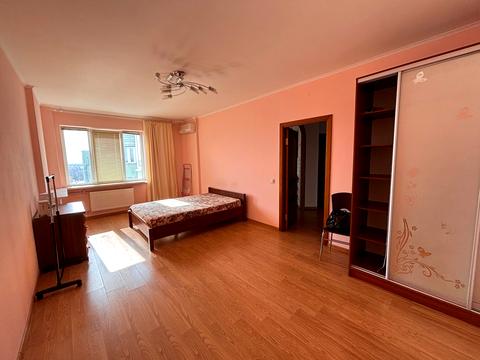 квартира за адресою Печерська вул., 2