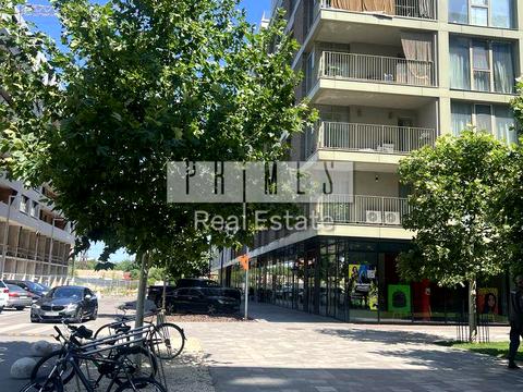 комерційна за адресою Київ, Набережно-Рибальська дорога вул., 3