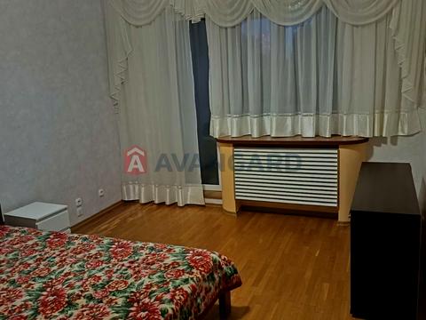 квартира за адресою Київ, Генерала Генадія Воробйова вул. (Курська), 13-В