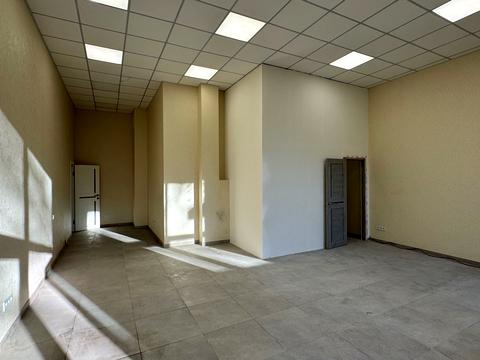 комерційна за адресою Валерія Лобановського просп., 144