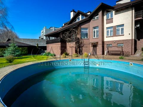 будинок за адресою Академічна вул.