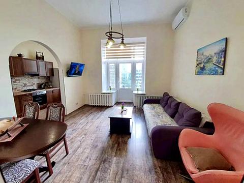 квартира за адресою Велика Житомирська вул., 8-А