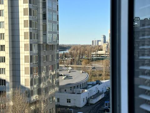 квартира за адресою Павла Тичини просп., 1