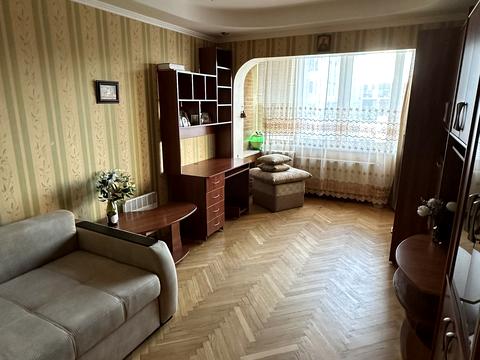 квартира за адресою Павла Тичини просп., 1