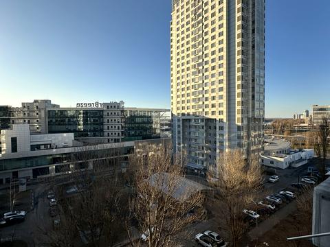 квартира за адресою Павла Тичини просп., 1