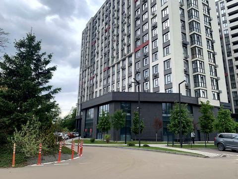 квартира по адресу Любомира Гузара просп. (Космонавта Комарова), 13