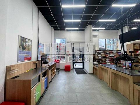 комерційна за адресою Тадея Рильського бульв., 3